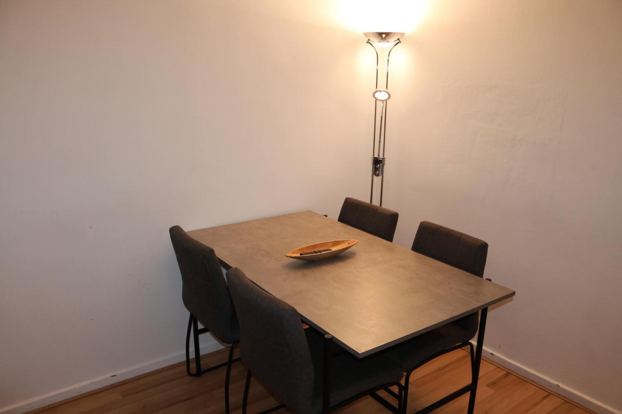 Cosy 2 Bed With Parking Near Piccadilly, Etihad Stadium And Coop Live Sleeps Up To 5 Villa Manchester Bagian luar foto